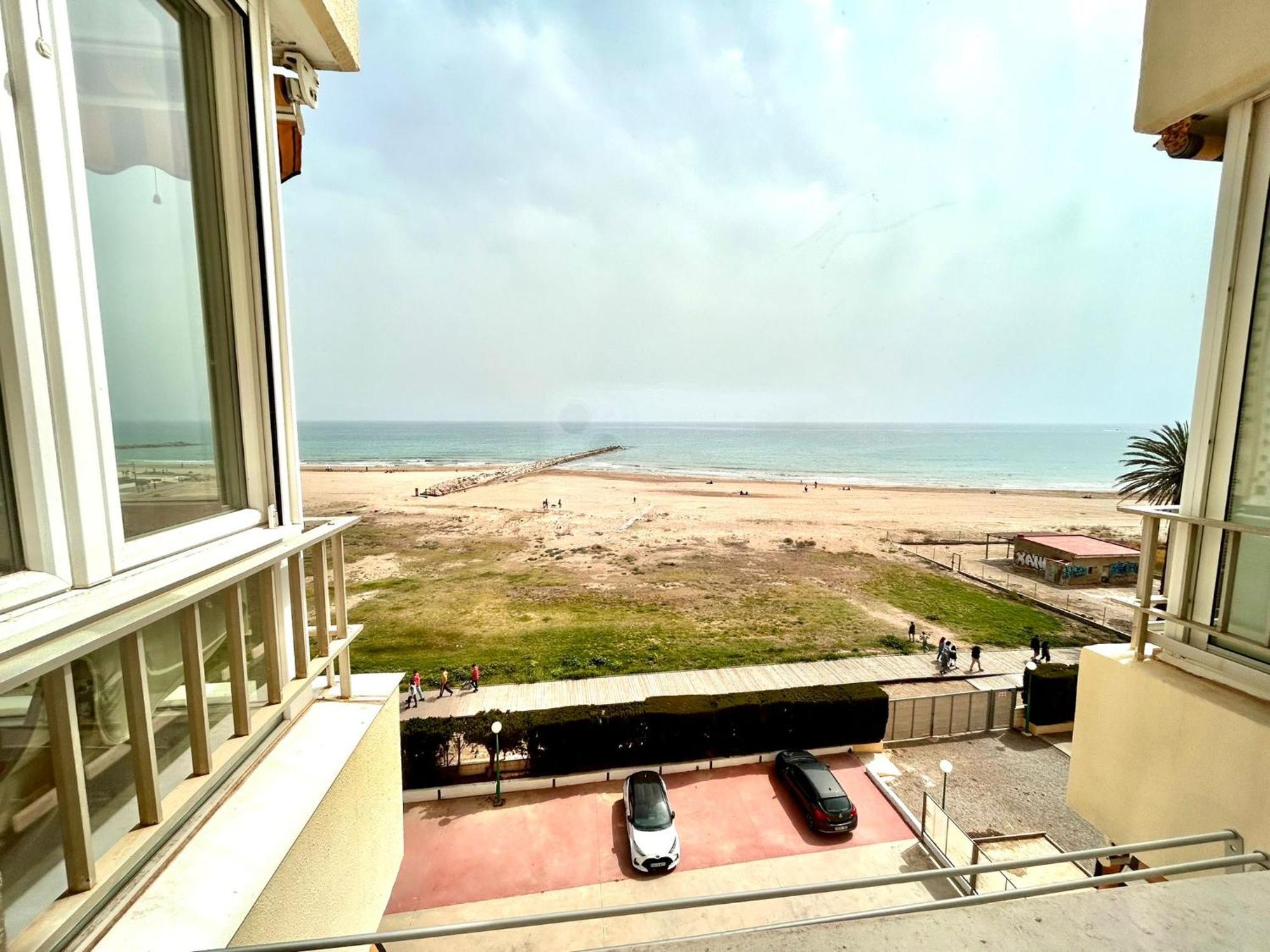 Апартаменти Piso En El Puig: Frente Al Mar Екстер'єр фото